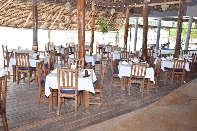 Food & Drinks 5, Sunset Bungalows Kendwa, Kaskazini 'A'