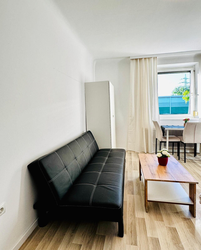 Room 5, Garden Villa by Danube 16 Guests, Wien