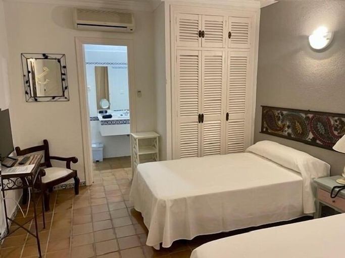 Bedroom 3, Hotel La Pena, Cádiz