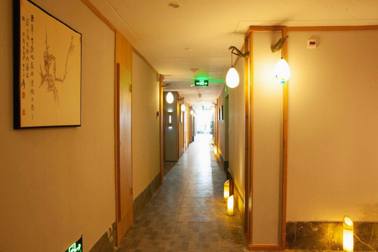 Others 4, Xipan Hotel, Enshi Tujia and Miao