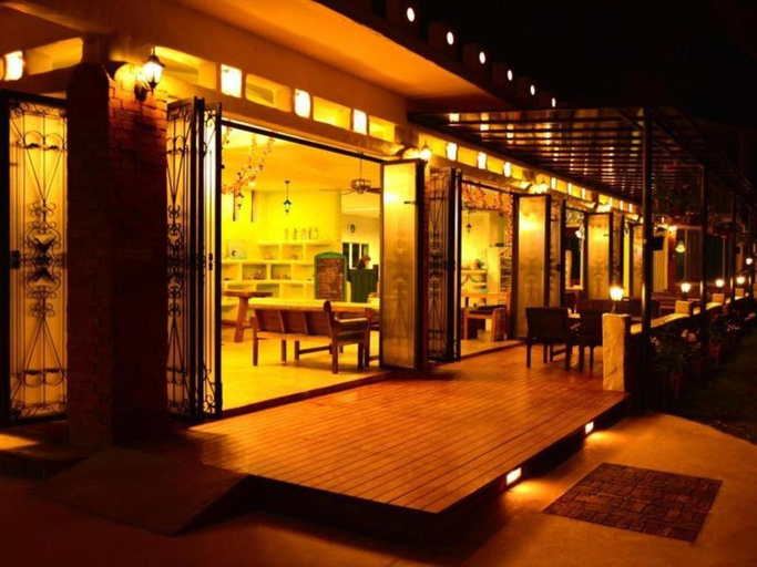 Food & Drinks, Dandelion Resort, Suan Phung