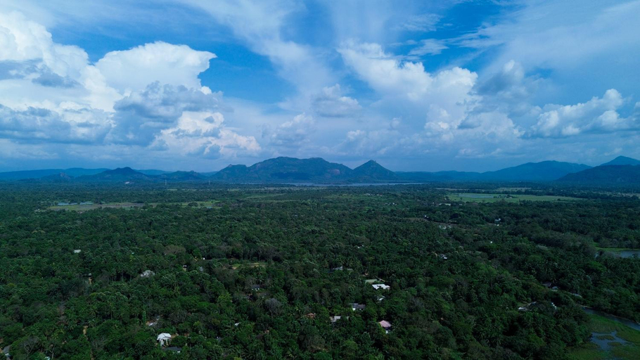Others 4, Nature's Lake View Sigiriya, Dambulla