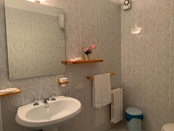 Bathroom 5, Residence il Varco del Pollino, Potenza