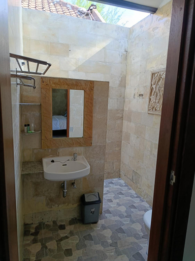 Bathroom 3, Gili Palms Resort, Lombok
