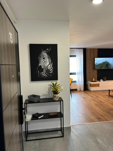 Others 4, Happy Home, Targu Mures
