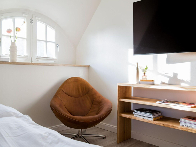 Others 4, Reetdachhaus in Fuhlendorf mit Sauna nahe Bodden, Vorpommern-Rügen