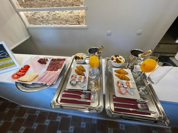 Food & Drinks 5, La Ermita Suites -Unico Hotel Monumento de Cordoba, Córdoba