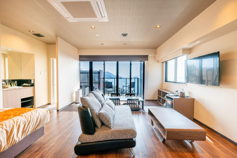 Bedroom 3, LiVEMAX Resort Miyahamaonsen-Ocean, Hatsukaichi