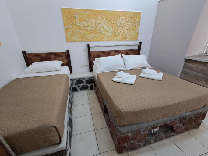 Others 5, Villa Nektaria, South Aegean