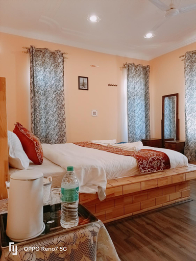 Bedroom 2, Moonshine Homestay Kashmir, Srinagar