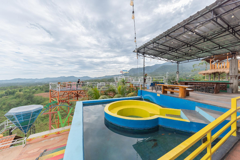 Sport & Beauty, Urbanview Tebing Vietnam Lampung by RedDoorz, Bandar Lampung