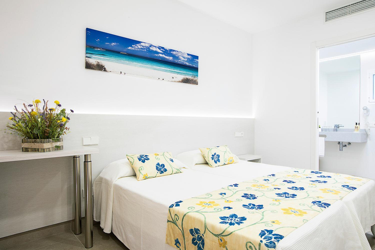 Bedroom 2, Sol y Mar, Baleares