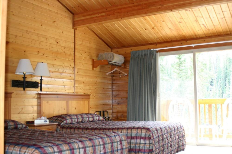Bedroom 2, Denali Grizzly Bear Resort, Denali
