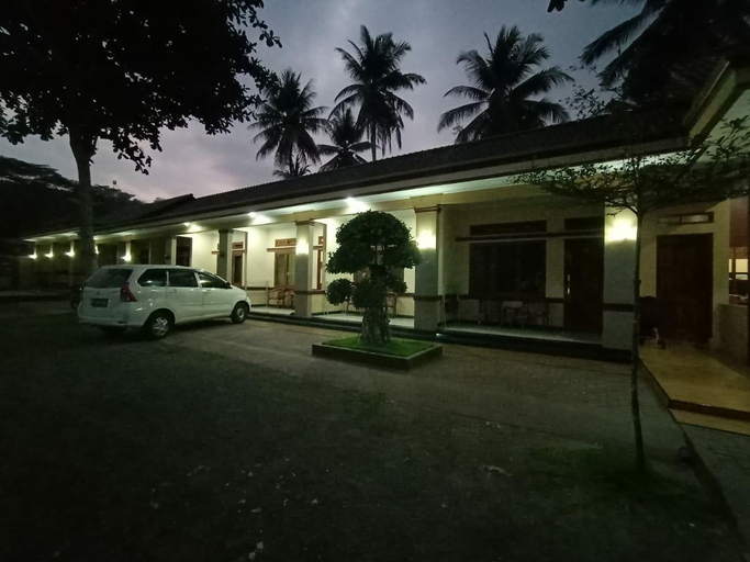 Exterior & Views 1, Hotel Pondok Rivana Batukaras, Pangandaran