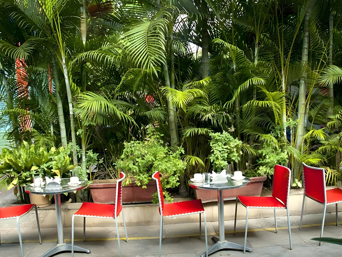 Food & Drinks 4, Cozy Inn, Pune