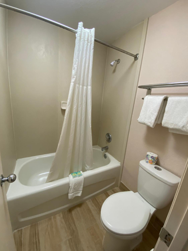4, REGENCY INN, Seminole