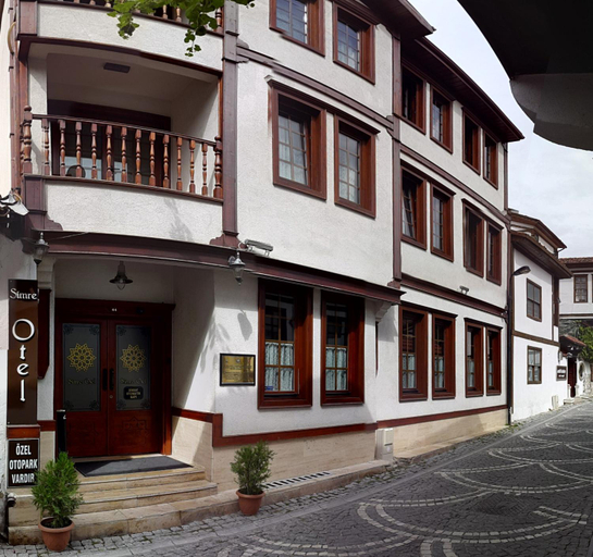 Food & Drinks 3, Simre Otel, Merkez