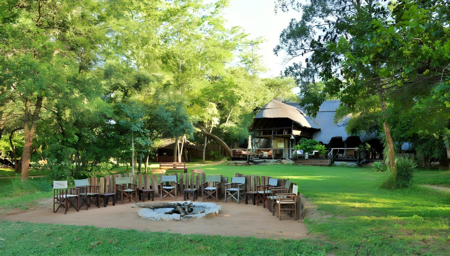 Public Area, Ivory Lodge, Hwange