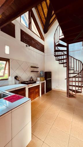 Others 4, Yoga bale house, Karangasem