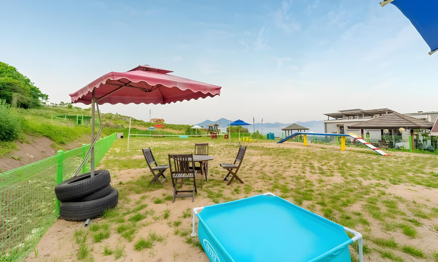 Others 4, geojae gojodo fullhouse pension, Geoje