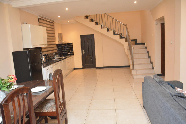 Others 5, Amareen Apartments, Tema