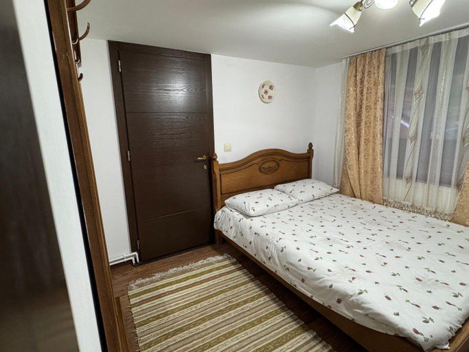 Bedroom 4, Casa din Barsana, Barsana