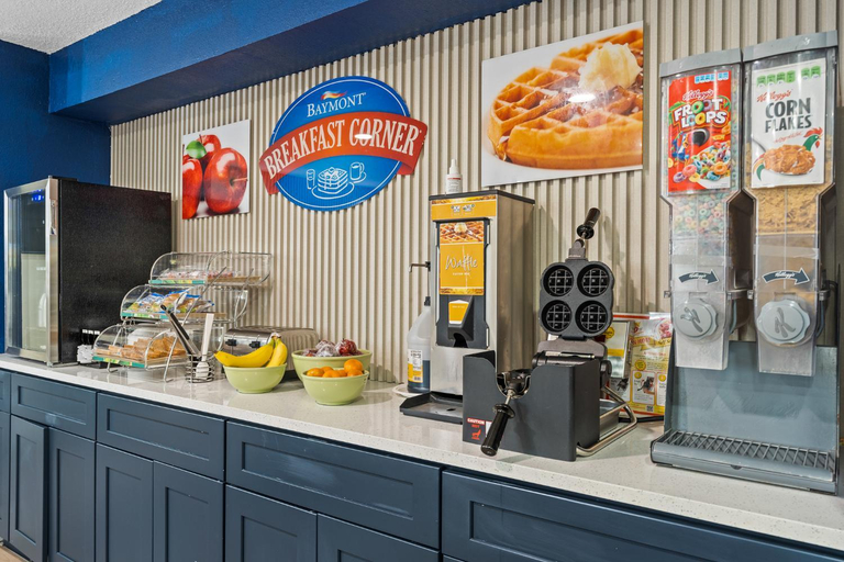 Food & Drinks 5, Baymont by Wyndham Orlando Downtown, Orange