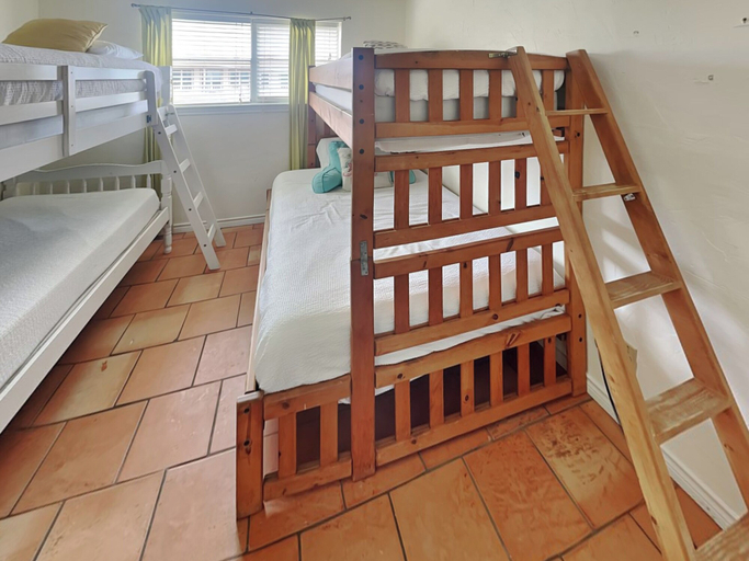 Bedroom 3, Emily By The Sea by Ryson Vacation Rentals, Galveston