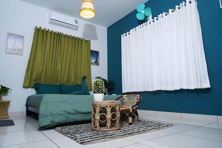 Bedroom 3, Atmos Inn, Kozhikode