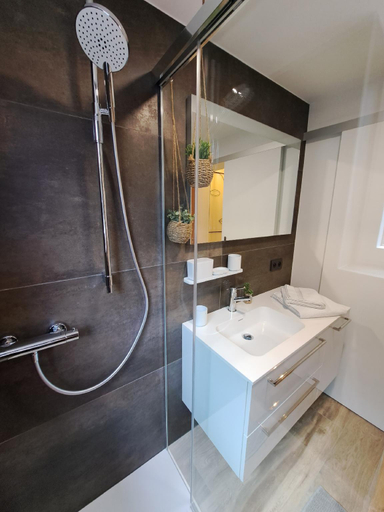 Bathroom 3, Le Maka - Maison de vacances, Luxembourg