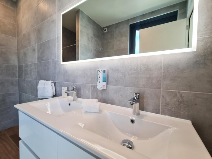 Bathroom 4, Tuscany Residence Aruba