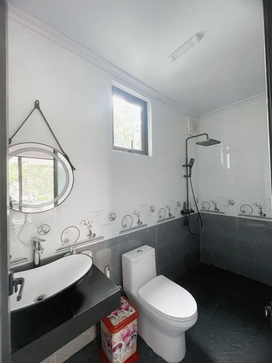 Bathroom 3, Sunny Trang An homestay, Ninh Bình
