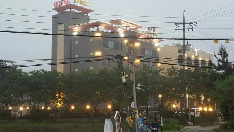 Exterior & Views, Taean (Anmyeondo) Donga Resort Pension, Taean