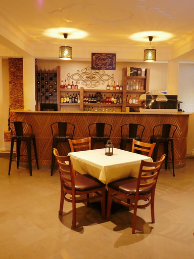 Food & Drinks 5, Ivory Castle Boutique Hotel, Kampala