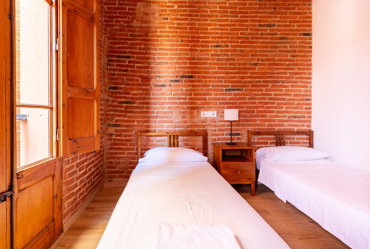 Bedroom 2, Eixample Sagrada Familia Apartments II, Barcelona