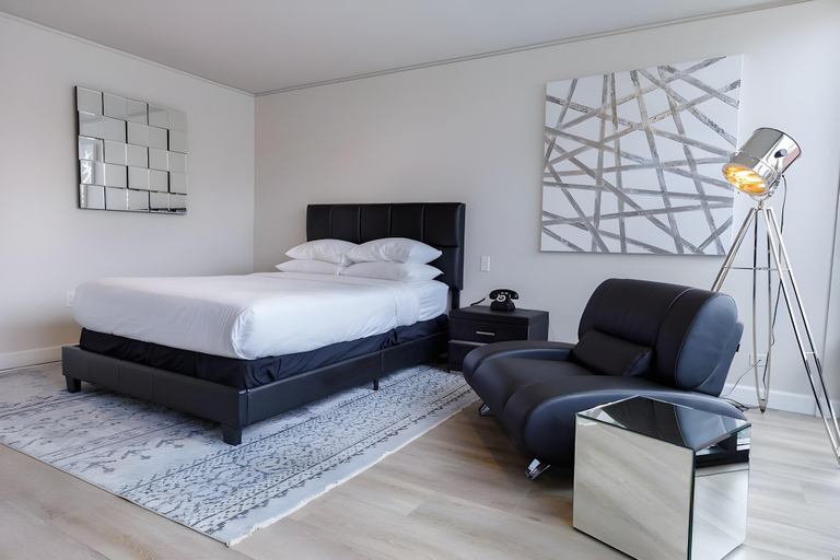 Bedroom 2, Park Plaza Lodge Hotel, Los Angeles