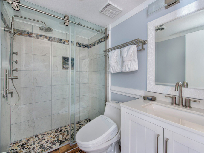 Bathroom 4, Tucked Inn 2101 by Jackson Mountain Rentals, Sevier