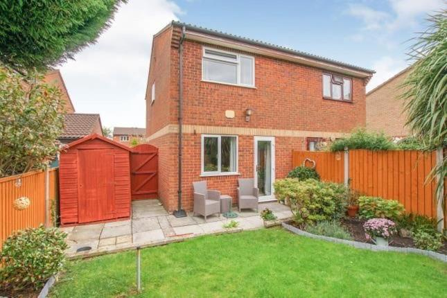 Others 3, Cosy Quiet Double Room, South Gloucestershire