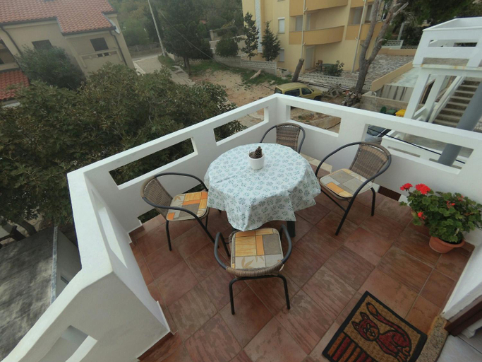 Others 5, Novalja Apartments, Novalja