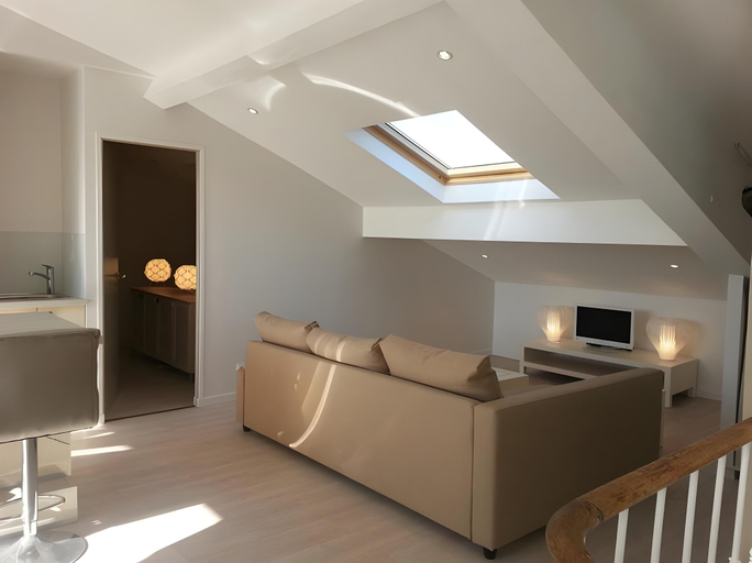 Facilities 5, O Carre Croisette Cannes, Alpes-Maritimes