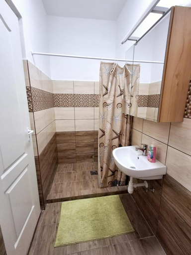 Bathroom 3, Szieszta Vendeghaz, Sárospatak