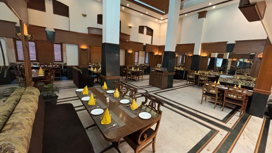 Food & Drinks 4, Hotel Residency, Jalandhar