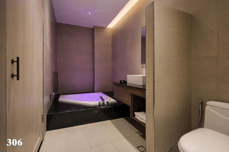 Bedroom 2, 520 Car Business Hotel, Changhua