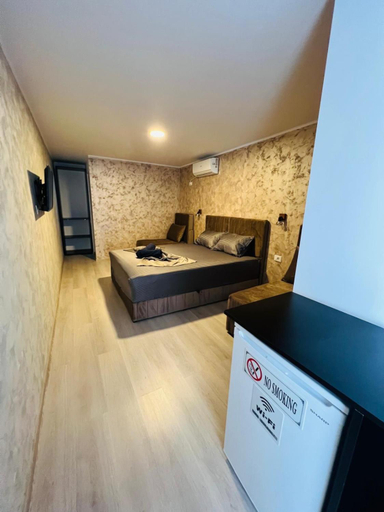 Bedroom 5, GOLDEN STAR Boutique, Constanta