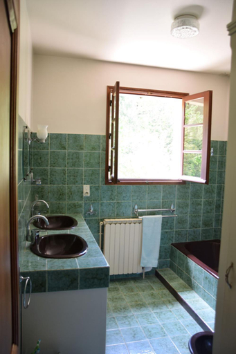 Others 3, 'Les Cometes' B&B, Dordogne