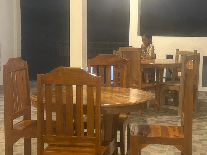 Food & Drinks 4, FOUR-G Home Stay & Komodo Tour, West Manggarai