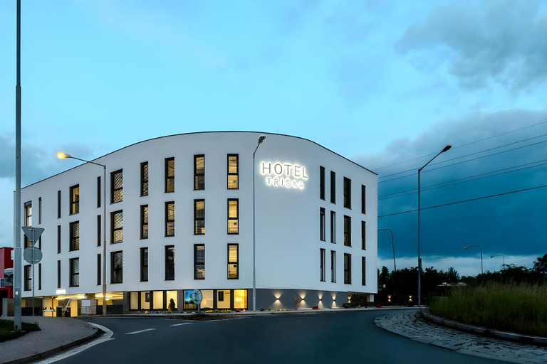 Others 1, Hotel Triska, Praha - východ