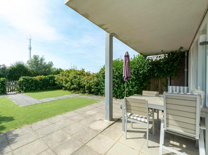 5, Apartment in Groote Keeten near Beach, Zijpe