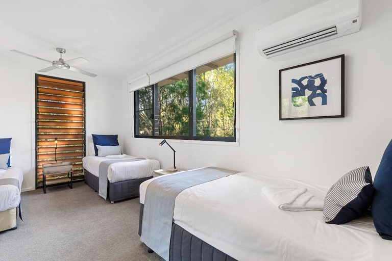 Bedroom 3, Beach Road Holiday Homes, Noosa Bal