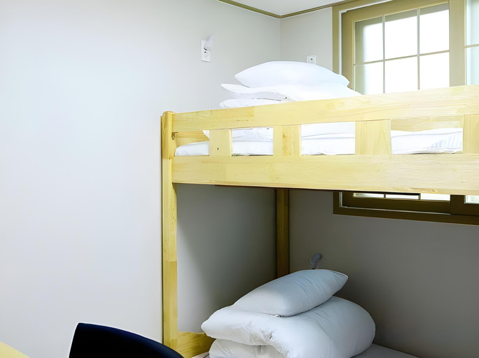 Bedroom 3, Ganderak Guest House, Jeju